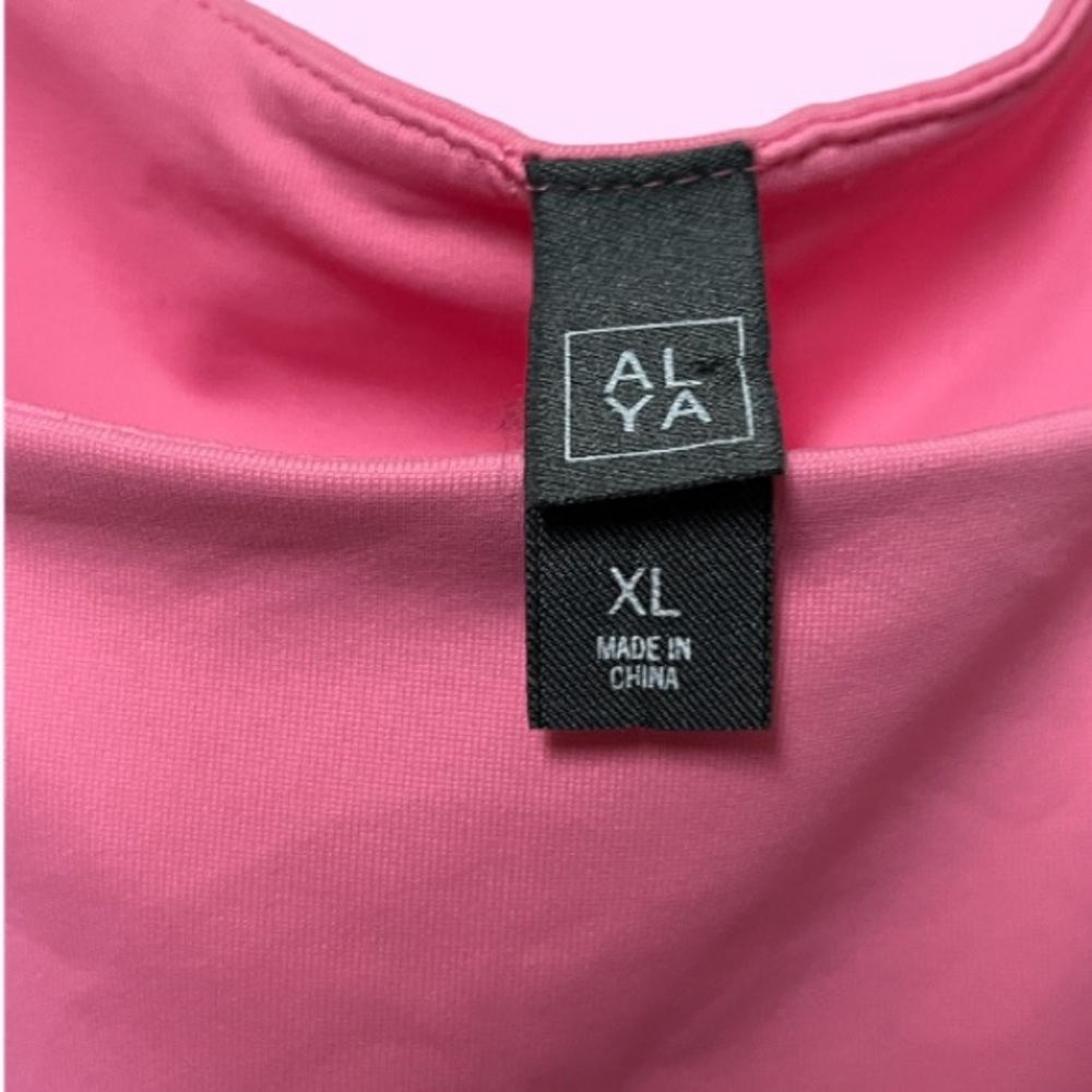 3/$15 LAST CHANCE! ALYA Bubblegum Pink Bodysuit Size XL - Picture 5 of 10